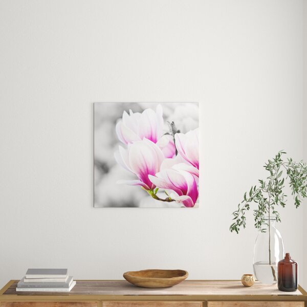 East Urban Home Leinwandbild Zarte rosa farbende Blüten Wayfair de